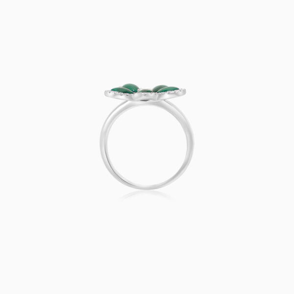 Exquisite 18K White Gold Flower Ring with Diamonds & Malachite – Mosaic Collection - Image 2